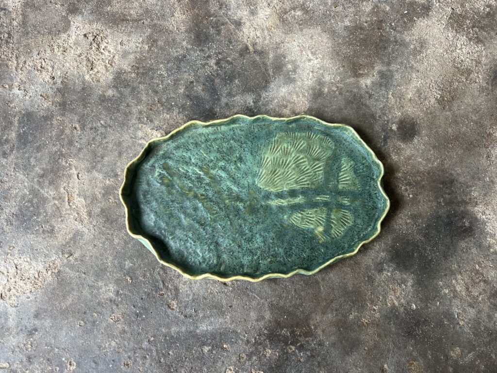 Matte green memraid tray