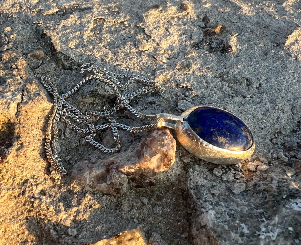 lapis lazuli halsband i silver